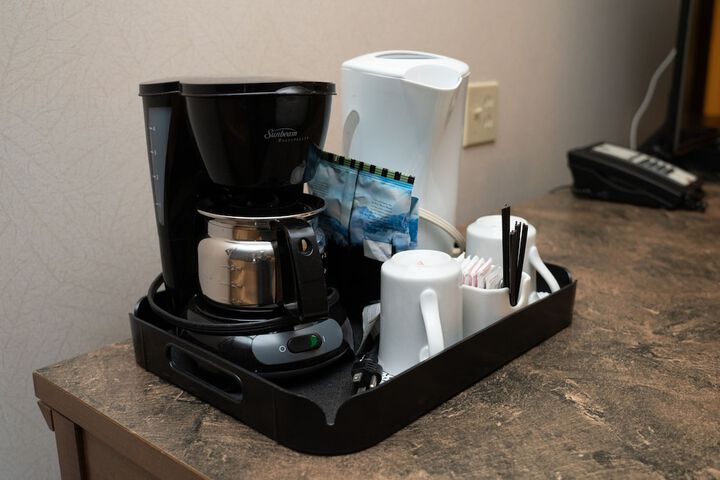 Breakfast/Coffee Service 72 of 86