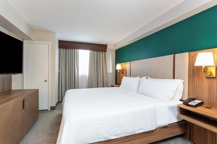 Holiday Inn & Suites Daytona Beach on the Ocean by IHG
