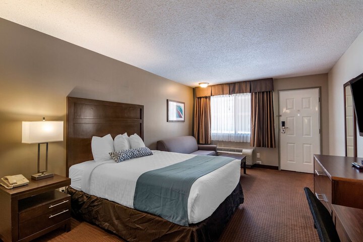 Room 15 of 30