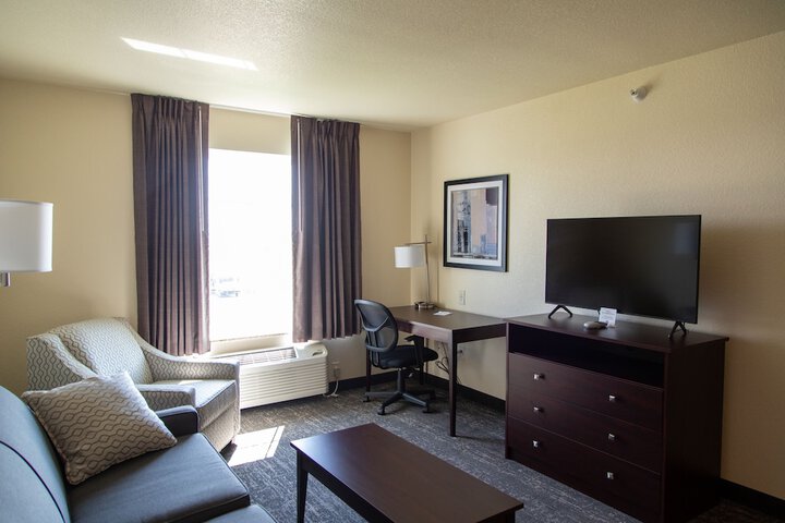 Room 21 of 48