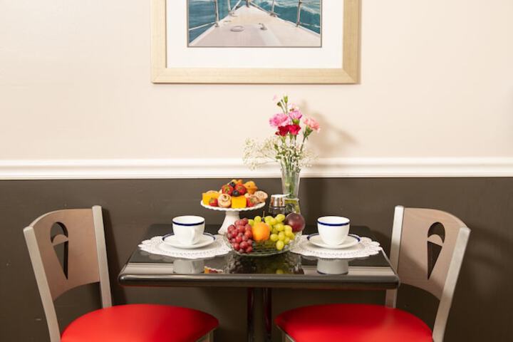 Breakfast/Coffee Service 14 of 15