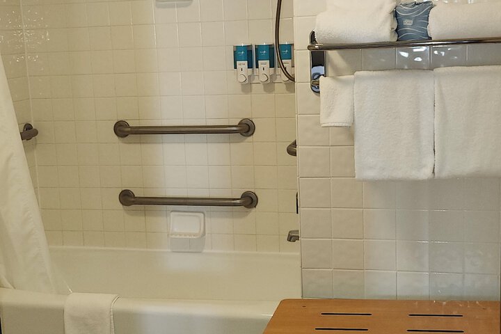 Heritage Inn Suites Houston / Sugar Land Trademark by Wyndham