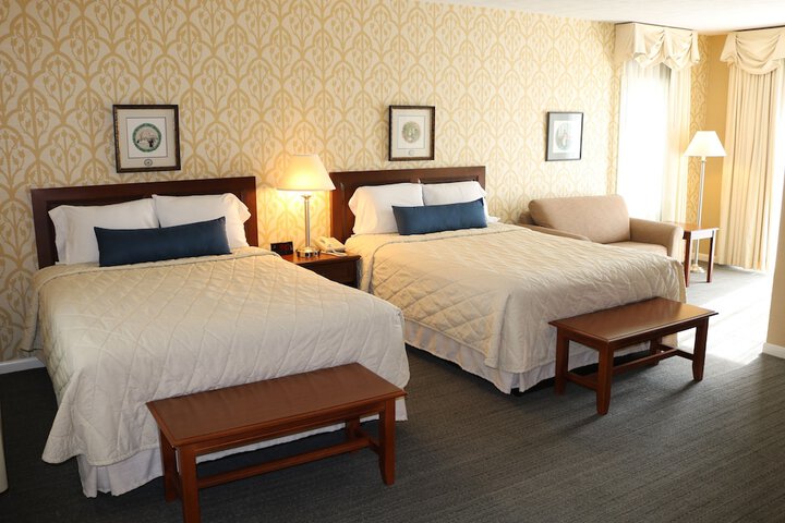 Room 34 of 62