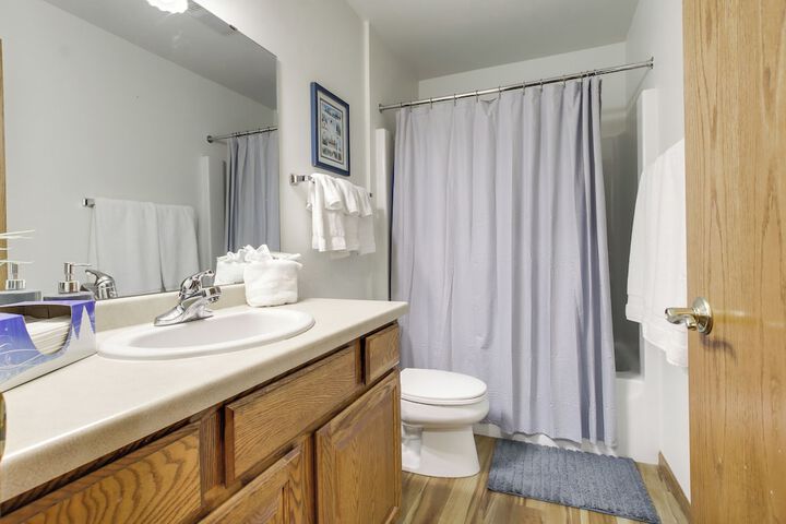 pattie's Other Place - Indoor Pool Access!