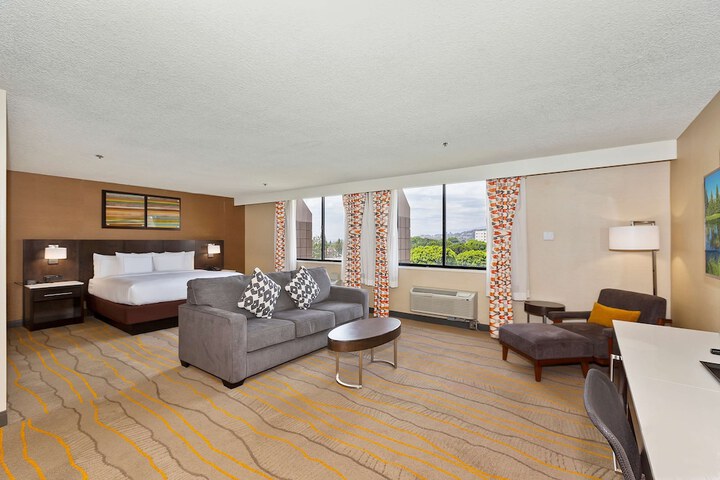 Room 20 of 48
