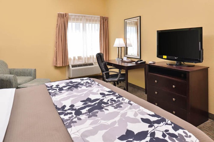 Room 20 of 29