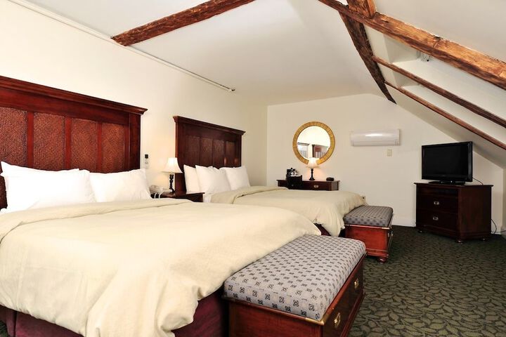 Room 38 of 46