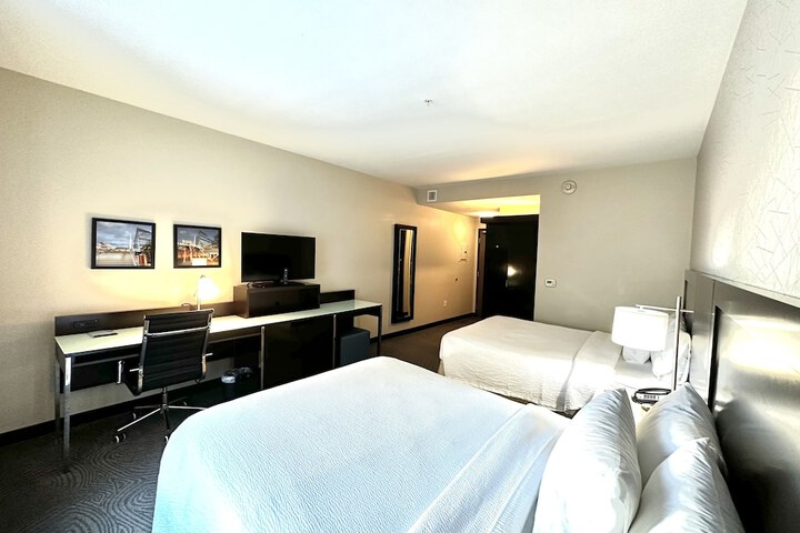 Room 14 of 43