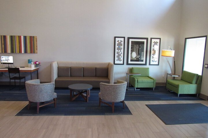 Hotel Interior 11 of 77