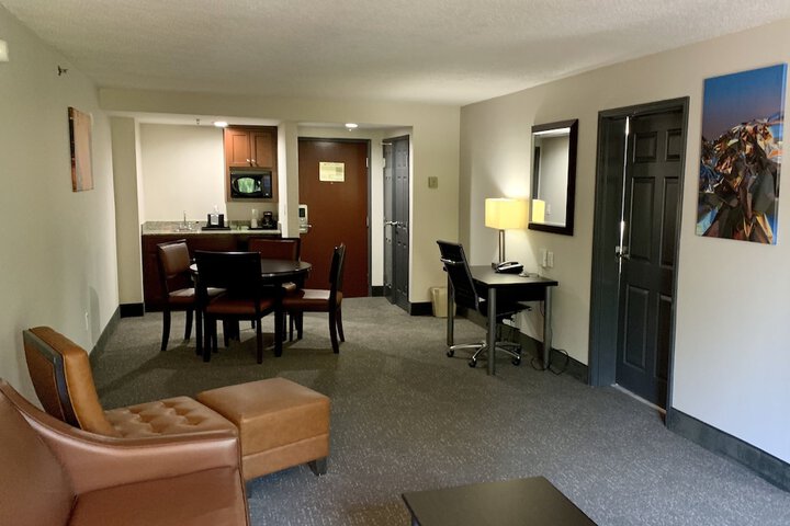 Room 29 of 60
