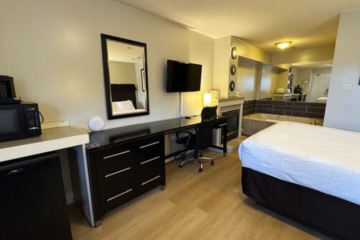 Riviera Inn and Suites 1000 Islands