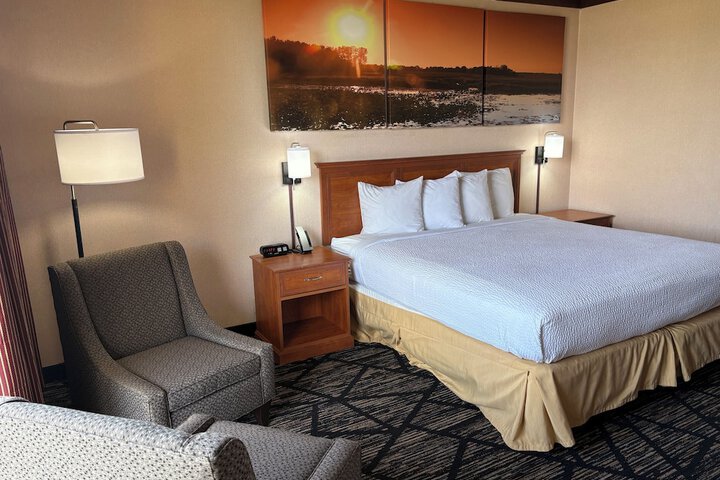 Days Inn by Wyndham Niles