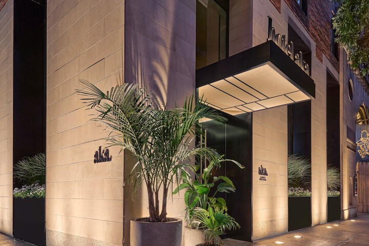 Hotel 2 of 43