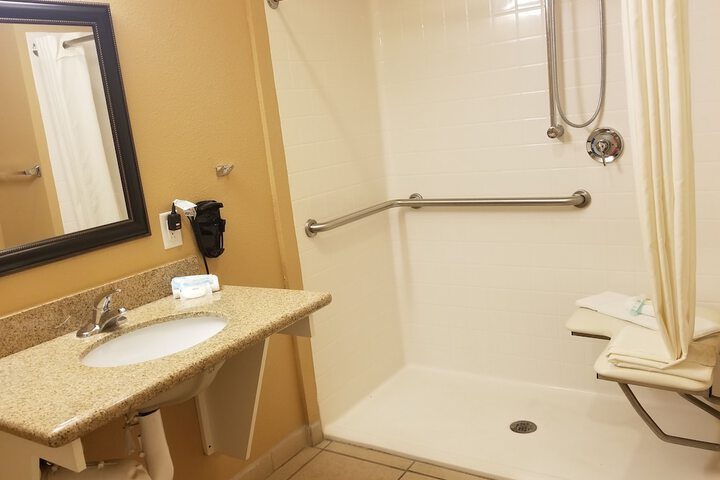 Room 49 of 59