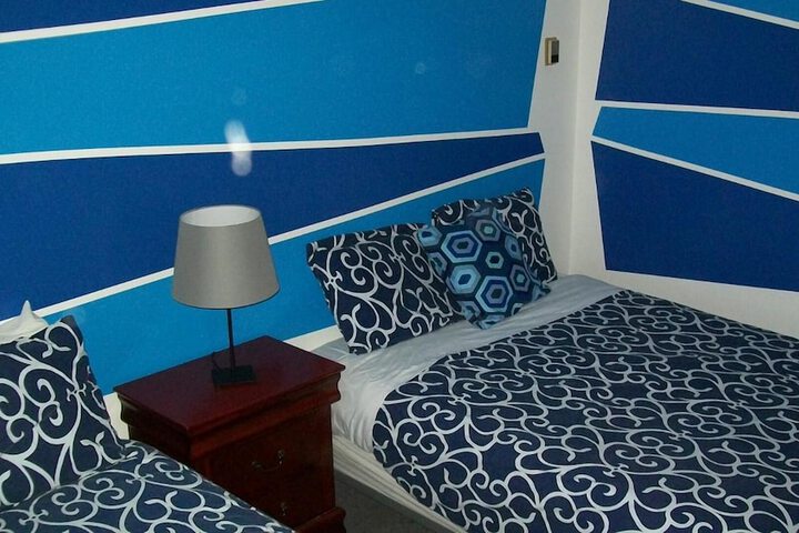 Room 51 of 57