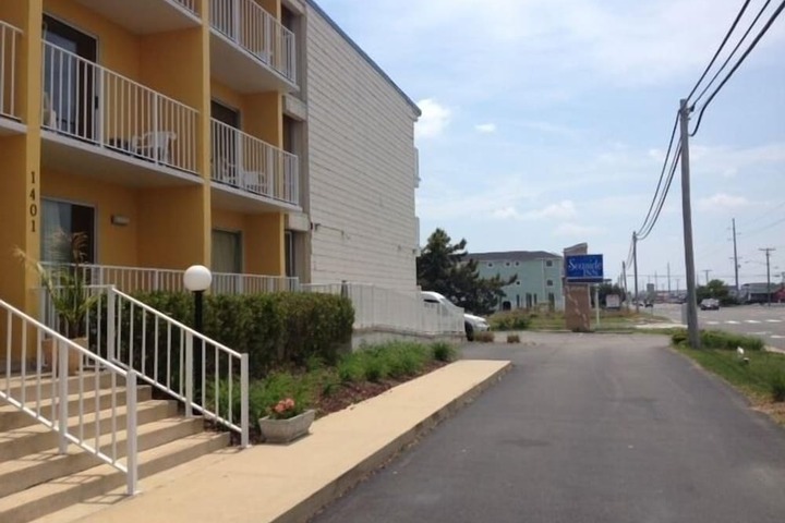 Seaside Inn