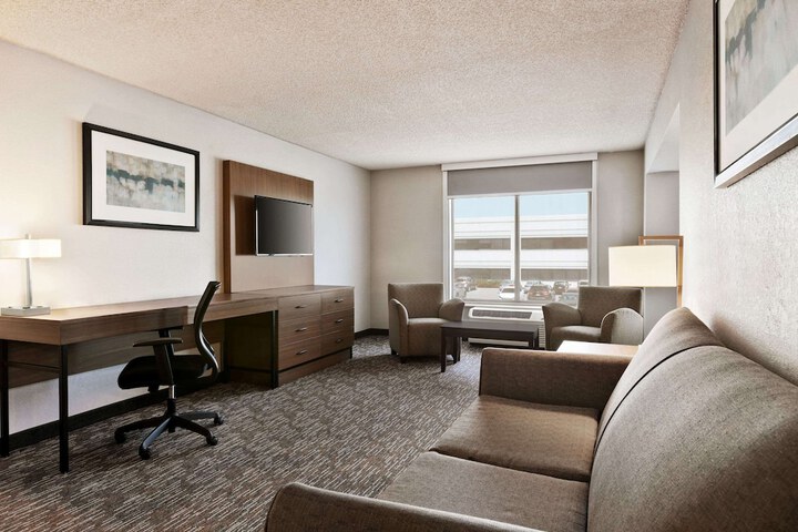 Room 20 of 36