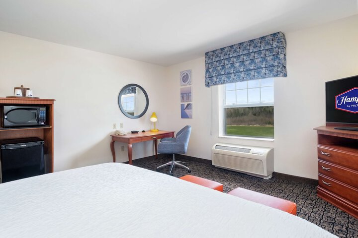Room 10 of 46