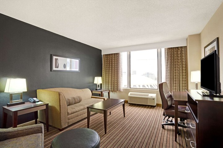 Room 20 of 39