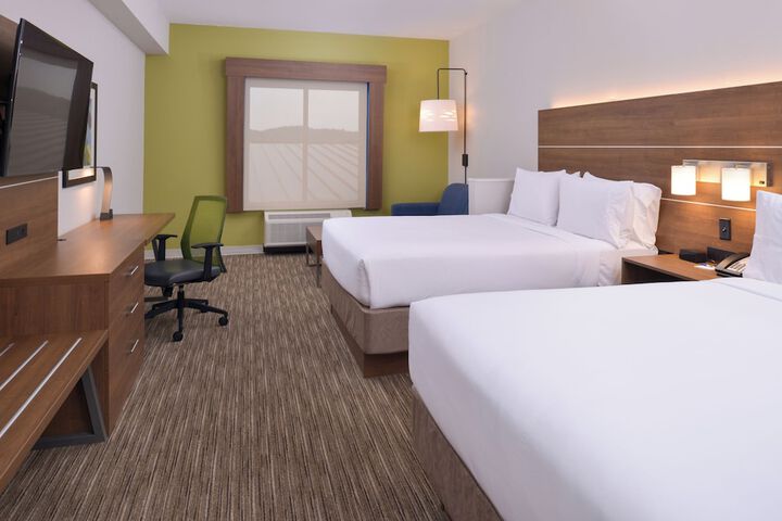 Room 14 of 27