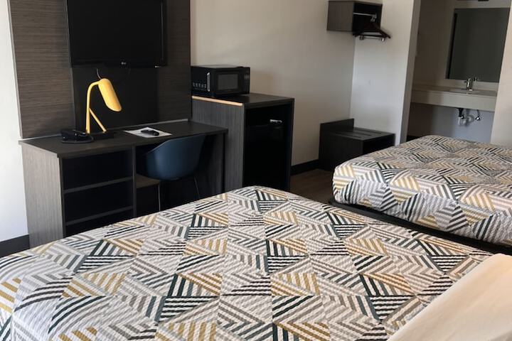 Room 5 of 5
