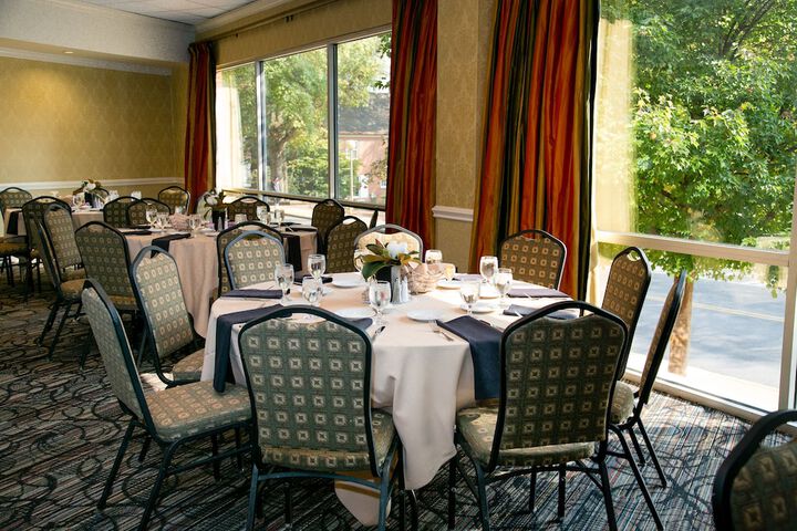 Ballroom/Hall 56 of 71