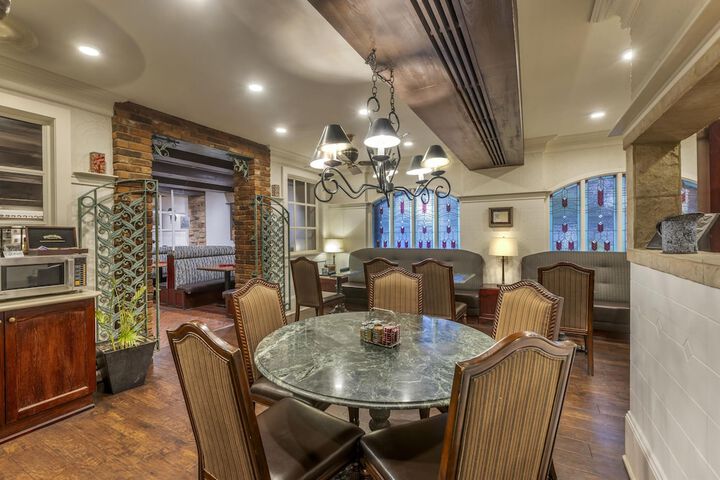 Best Western Fireside Inn