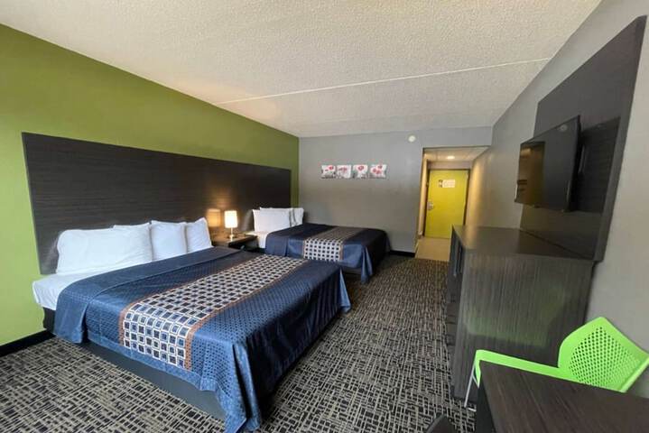 Room 27 of 60