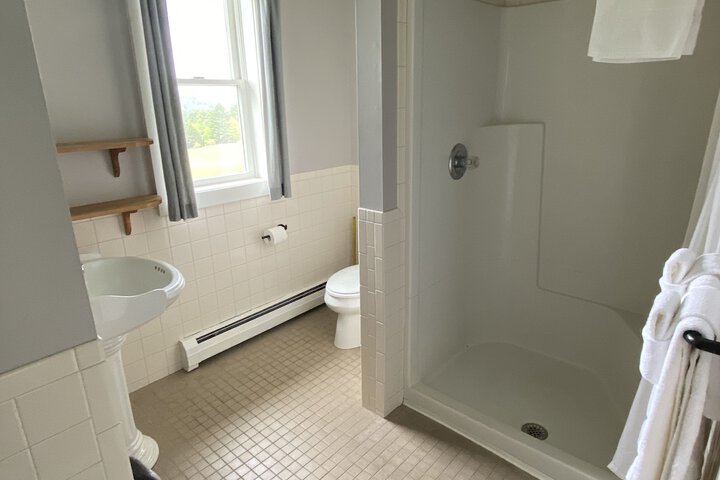 Room 118 of 294