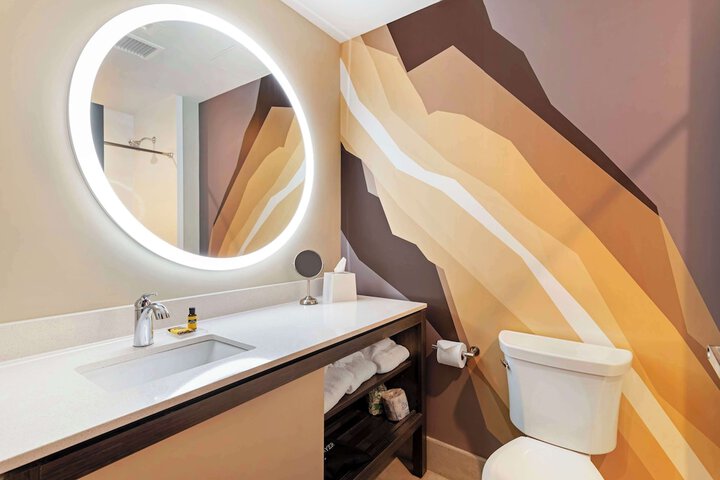 Best Western Plus Executive Residency Rigbys Water World Hotel