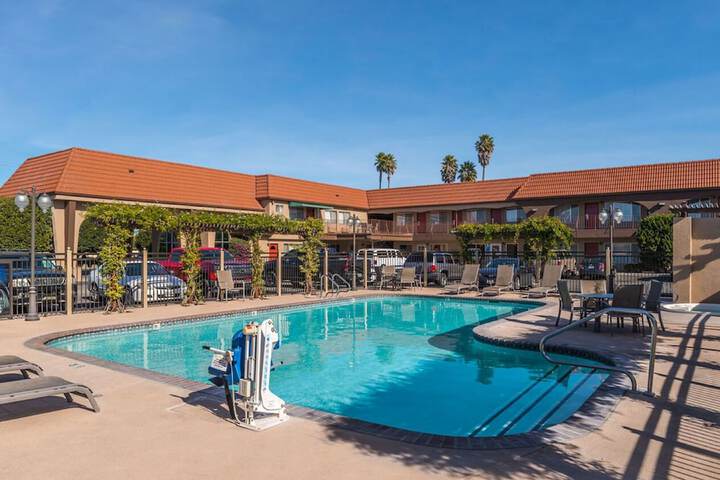 Laurel Inn Motel