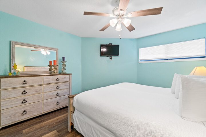 Room 74 of 202