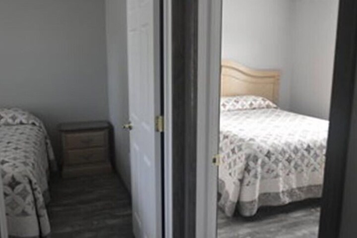 Room 8 of 15