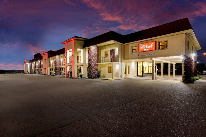 Hotel 5 of 27