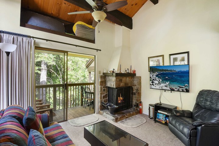 Enjoy Forest Views Retreat at Kingswood Village!