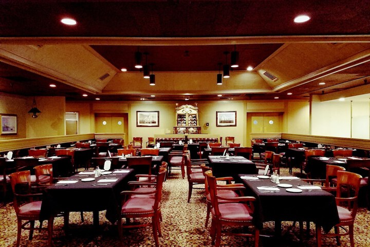 Dining 42 of 56