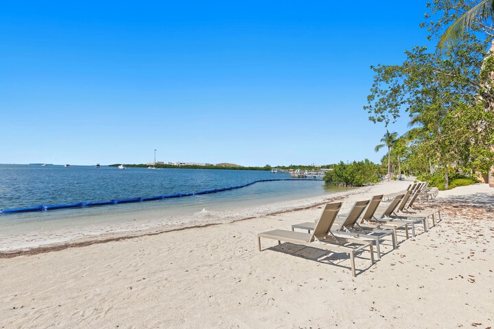 Beach 138 of 178
