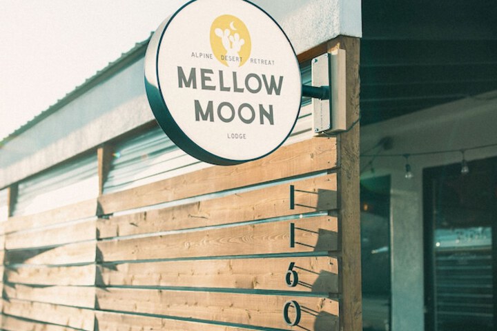 Mellow Moon Lodge