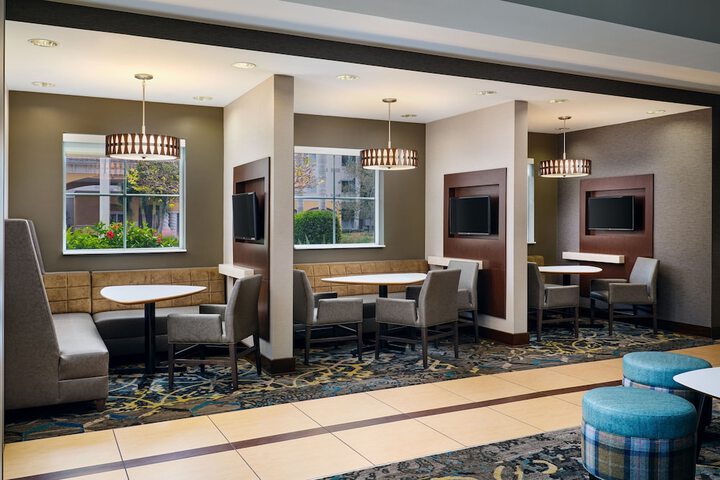 Hotel Interior 14 of 37