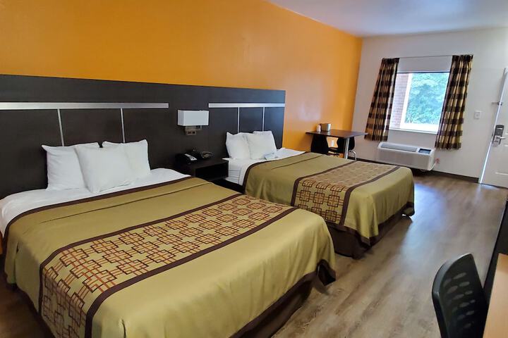 Room 5 of 18