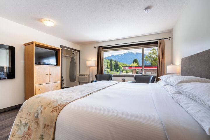Swiss Chalet Motel