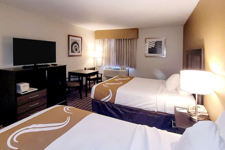 Room 18 of 39