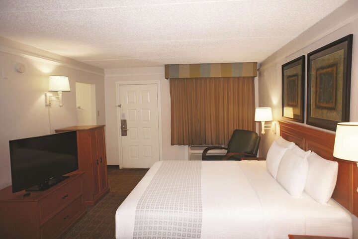 Room 26 of 58