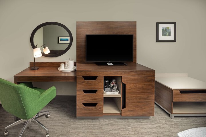 Room 15 of 35