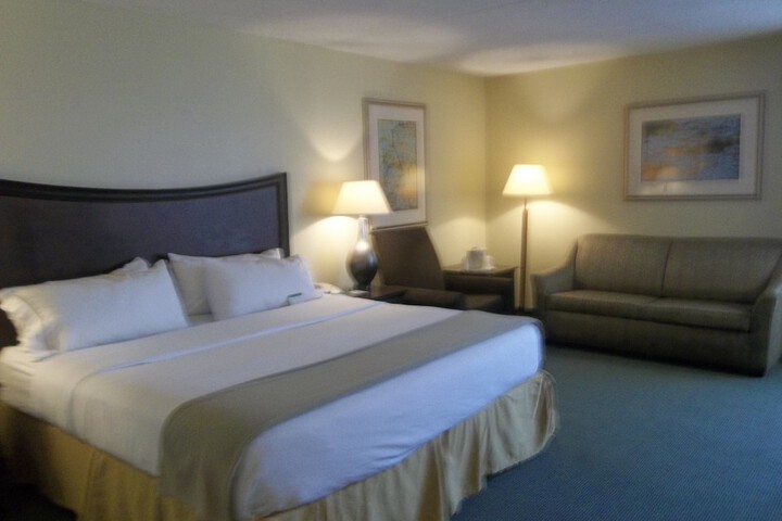 Room 43 of 75
