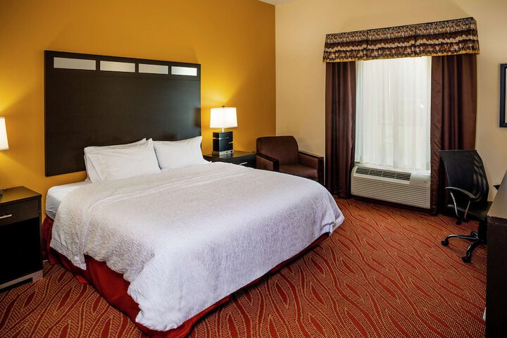 Room 40 of 70