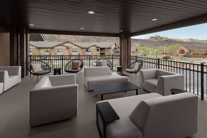 Terrace/Patio 33 of 35