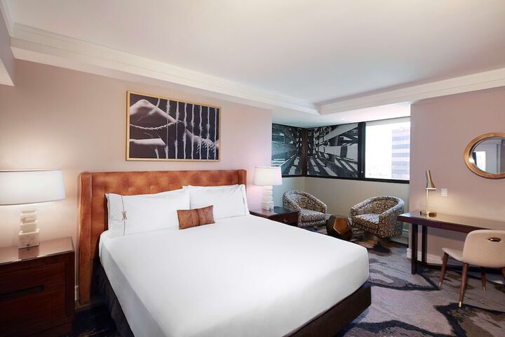 Room 20 of 49