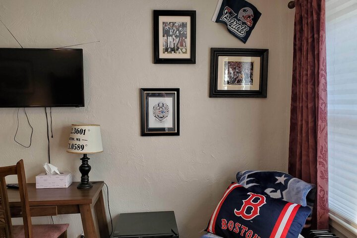 Room 27 of 47