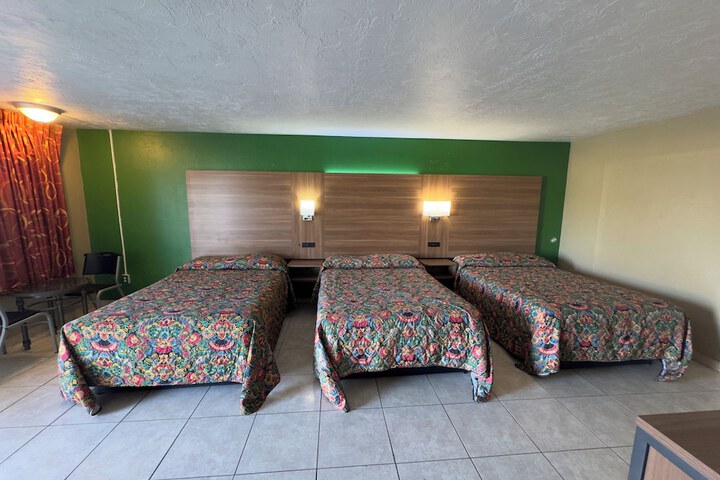 Economy Inn